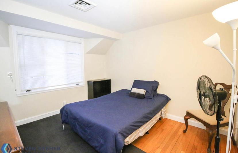 Apartmán Town Plot Waterbury Exteriér fotografie