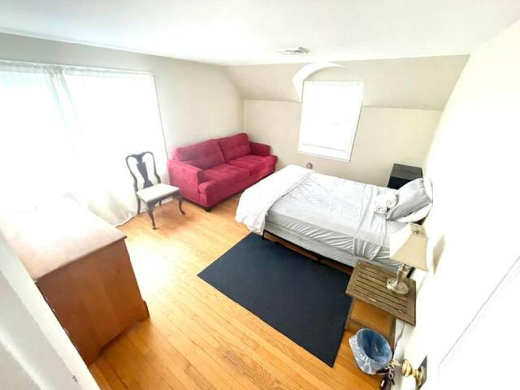 Apartmán Town Plot Waterbury Exteriér fotografie