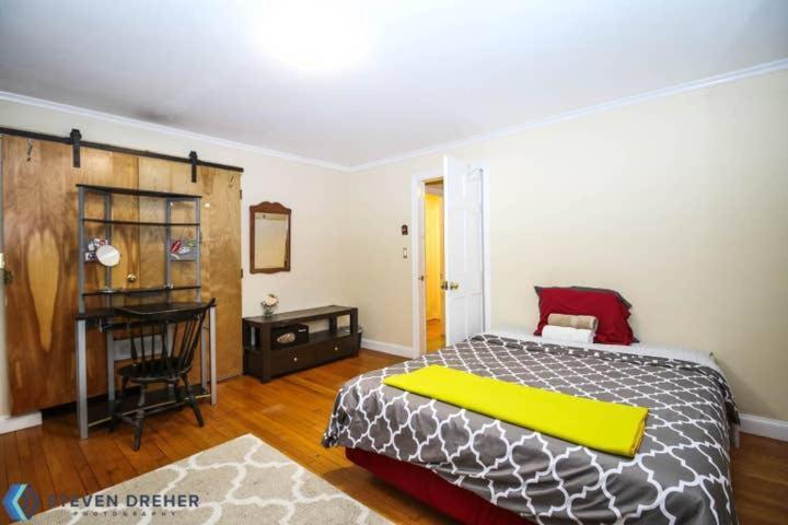 Apartmán Town Plot Waterbury Pokoj fotografie